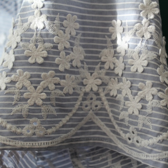 White & Blue Striped Blouse w/ Embroidered Flowers - Picture 3 of 8